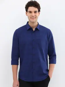 Allen Solly Men Slim Fit Opaque Checked Casual Shirt