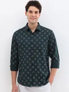 Allen Solly Men Slim Fit Floral Opaque Printed Casual Shirt