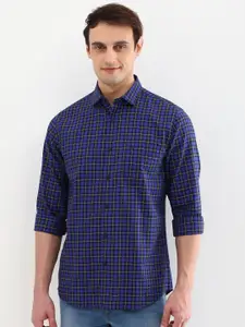 Allen Solly Men Slim Fit Opaque Checked Casual Shirt