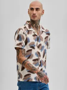 Snitch Men Smart Slim Fit Opaque Printed Casual Shirt