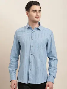 Turtle Men Relaxed Slim Fit Opaque Striped Casual Shirt