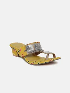 Kiana House Of Fashion Embellished Ethnic Block Sandals