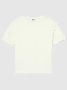 max Boys Solid Round Neck Cotton T-shirt