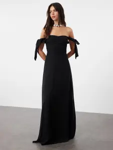 Trendyol Off-Shoulder Maxi Dress