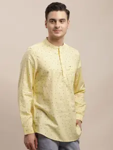 Turtle Men Relaxed Slim Fit Opaque Printed Casual Shirt