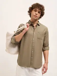 THE BEAR HOUSE Men Slim Fit Opaque Casual Shirt