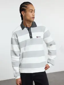 Trendyol Men Striped Sweatshirt