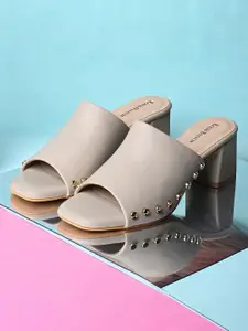 LOUIS STITCH Women Embellished Block-Heel Sandals