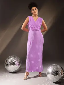 The Roadster Lifestyle Co V Neck Sleeveless Maxi Dress