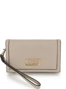 GUESS Women Textured Card Holder