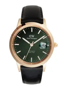 Daniel Wellington Men Dial & Leather Straps Analogue Watch DW00100757K