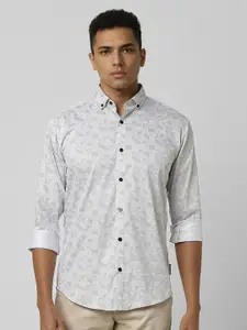 V Dot Men Slim Fit Opaque Printed Casual Shirt