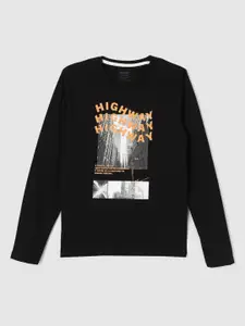 max Boys Printed Applique T-shirt