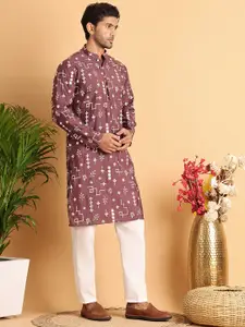 Jompers Men Floral Embroidered Regular Sequinned Kurta with Pyjamas
