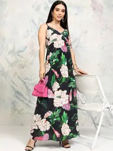 Vishudh Women Floral Printed Empire Maxi Dress