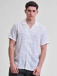 Snitch Men Smart Slim Fit Opaque Printed Casual Shirt