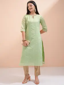 Vishudh Women Striped Keyhole Neck Thread Work Kurta