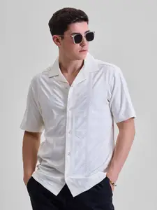 Snitch Men Smart Slim Fit Opaque Casual Shirt