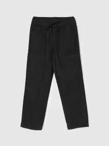 max Boys Regular Fit Mid-Rise Cotton Jeans