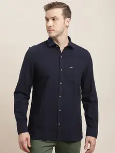 Turtle Men Relaxed Slim Fit Opaque Casual Shirt