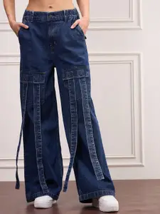 SASSAFRAS Women Comfort Front Pocket Flared Jeans