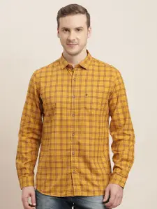 Turtle Men Relaxed Slim Fit Opaque Checked Casual Shirt