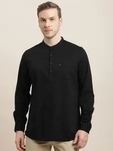 Turtle Men Relaxed Slim Fit Opaque Casual Shirt