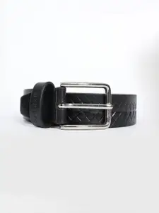 Snitch Men Textured Leather Slim Belt