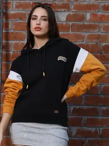 Campus Sutra Women Colourblocked Hooded Sweatshirt