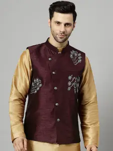 Utsav Fashion Men Embroidered Nehru Jacket