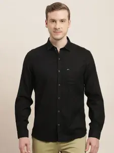 Turtle Men Relaxed Slim Fit Opaque Casual Shirt