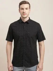 Turtle Men Relaxed Slim Fit Opaque Printed Casual Shirt