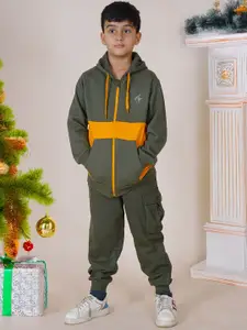 KiddoPanti Boys Colourblocked Hood Neck Tracksuits