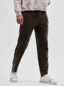 Snitch Men Classic Pleated Trousers