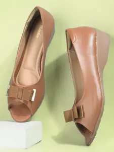 Bata Women Ethnic Comfort Closed Back Peep Toes