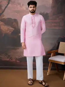 House of Pataudi Embroidered Mandarin Collar Straight Kurta