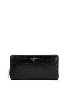 Da Milano Women Textured Leather Zip Around Wallet