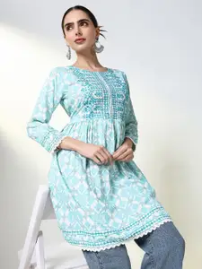 SHOWOFF Ethnic Motifs Yoke Design Mirror Work Mirror Work Pleated Kurti