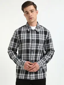 Calvin Klein Jeans Men Boxy Tartan Checks Opaque Casual Shirt