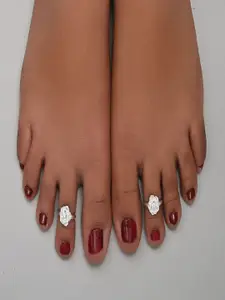 Paavni 925 Sterling Silver Flower Style Toe Rings