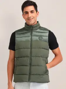 U.S. Polo Assn. Men Colourblocked Longline Quilted Jacket