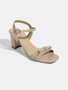 LEMON & PEPPER PU Block Sandals with Bows