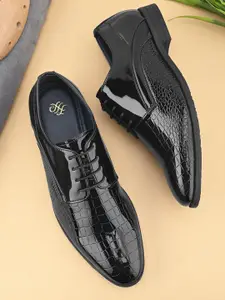 House of Pataudi Men Textured Formal Derbys