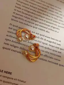 Celestique Contemporary Studs Earrings