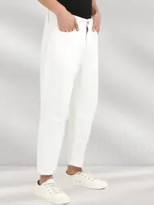 LINARIA Men Classic Boyfriend Fit Highly Distressed Jeans