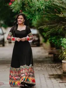 VIVARAA FASHION Women Embroidered Fit & Flare Maxi Dress