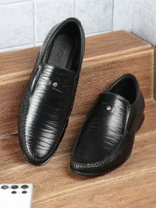 Mochi Men Textured Formal Slip-Ons