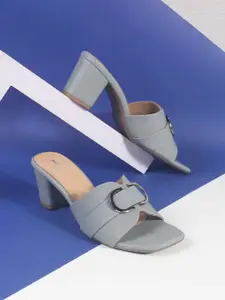 Mochi Embellished Block Pumps with Bows