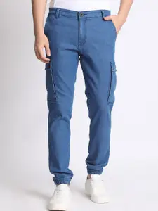 The Roadster The Lifestyle Co Men Regular Fit Cargo Denim Joggers