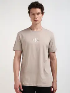 Calvin Klein Jeans Men Solid Round Neck Cotton Tshirt